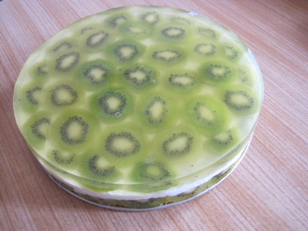 Tvarohovo-smotanová kiwi torta - obrázok 12