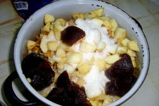 Karamelová torta s jablkami a makom (fotorecept) - obrázok 2