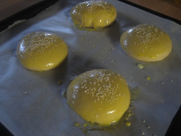 Kráľovský hamburger s domácou žemľou (fotorecept) - obrázok 9