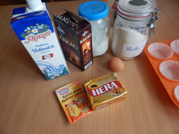 Cupcakes s tvarohovo-kokosovou plnkou (fotorecept) - obrázok 2