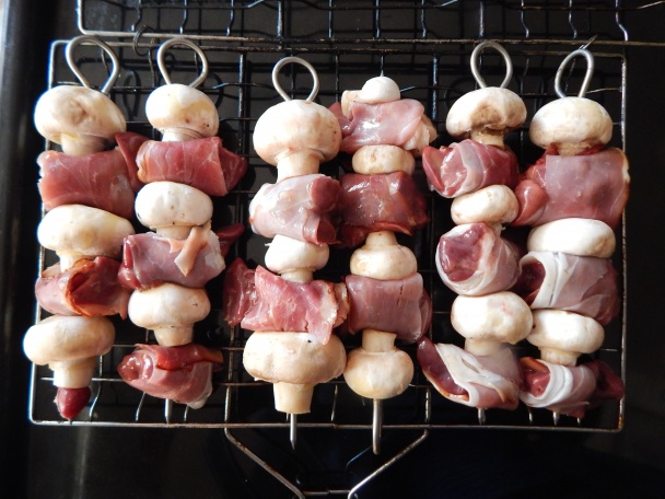 Grilované kuracie pečienky so šampiňónmi (fotorecept) - obrázok 3