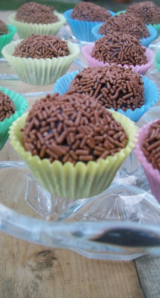 Bonbóny Brigadeiro (fotorecept) - obrázok 6