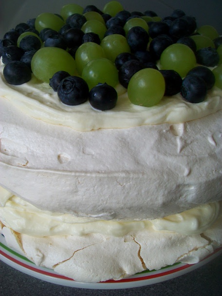 Pavlova s úžasnou plnkou (fotorecept) - obrázok 12