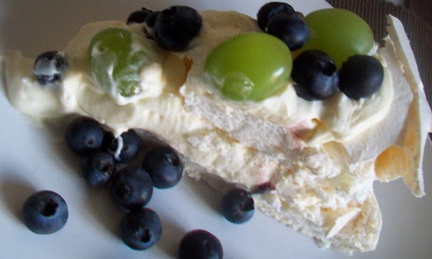 Pavlova s úžasnou plnkou (fotorecept) - obrázok 15
