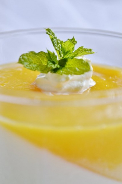 Kokosová panna cotta a mangové želé(fotorecept) - obrázok 9