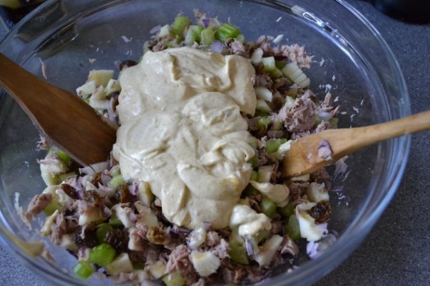 Tuniakový šalát s karí korením(fotorecept) - obrázok 3