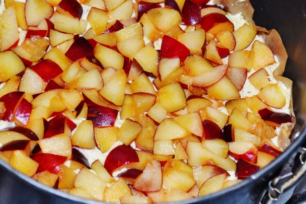 Slivkovo-pistáciový koláč (fotorecept) - obrázok 3