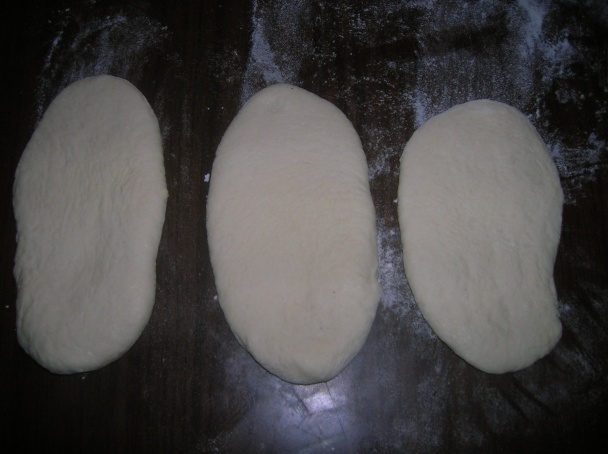 Slané fánky smažené a pečený lepník z jedného cesta - obrázok 2