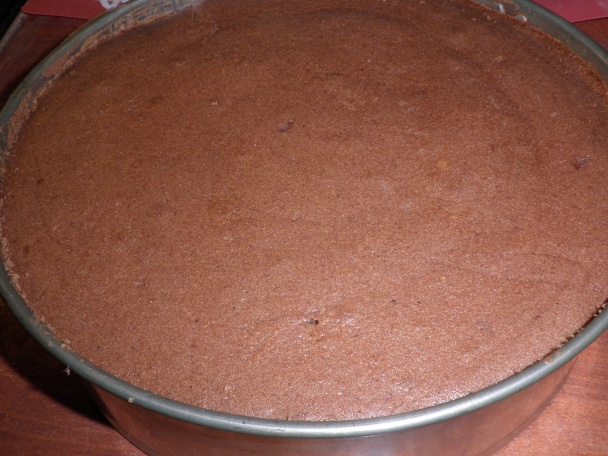 Čokoládovo-hrušková torta - obrázok 7