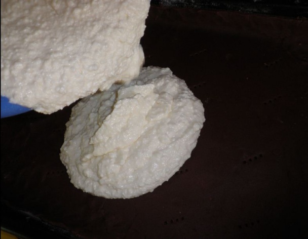 Tvarohovo-kakaový strúhaný koláč - obrázok 4