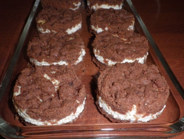 Tvarohovo-kakaový strúhaný koláč - obrázok 8