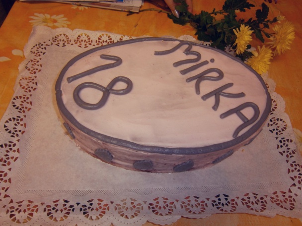 Punčová torta k dospelosti (fotorecept) - obrázok 4