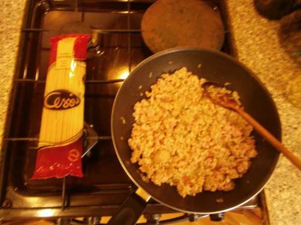 Makaróny s mletým mäsom - obrázok 1