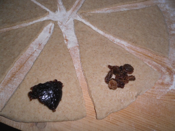 Celozrnné rožteky s hrozienkami (fotorecept) - obrázok 3