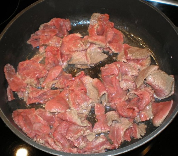 Steak á la Philly cheesesteak (fotorecept) - obrázok 2