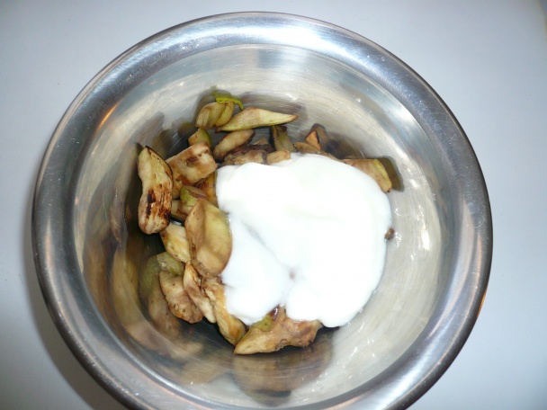 Arabský chlieb plnený baklažánovo - zeleninovou zmesou (fotorecept) - obrázok 7