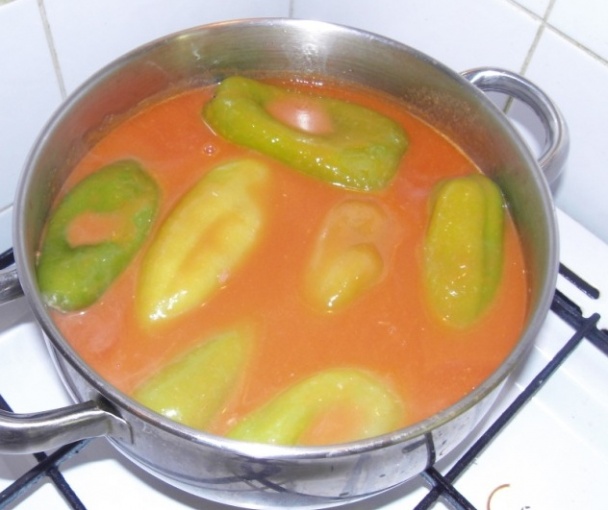 Plnená paprika v paradajkovej omáčke (fotorecept) - obrázok 4