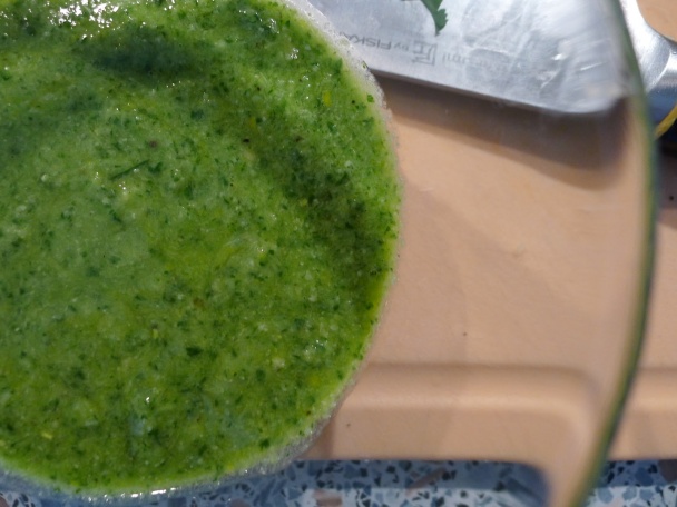 Cícerová s koriandrovým pestom - obrázok 2