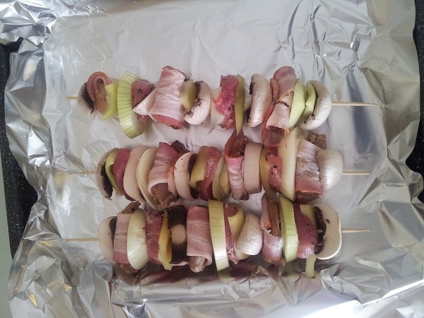 Mäsovo-zeleninové ražniči - obrázok 5