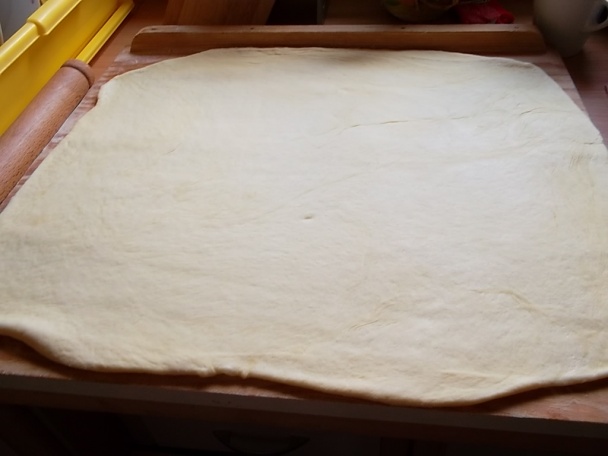 Pagáče so smotanovým krémom (fotopostup) - obrázok 1