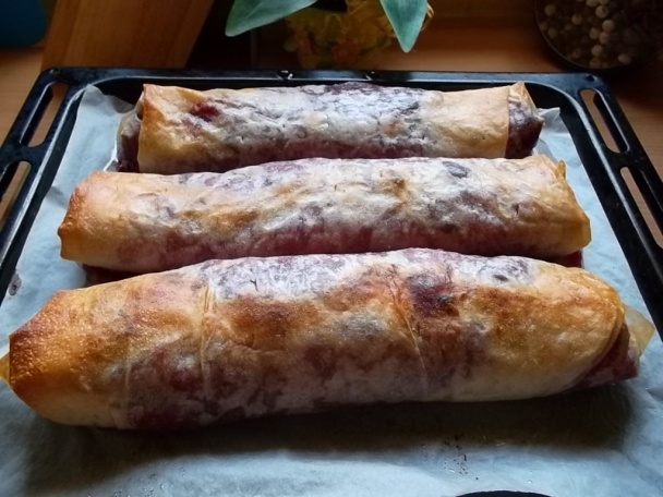 Višnovo-čerešnová štrúdľa - obrázok 3