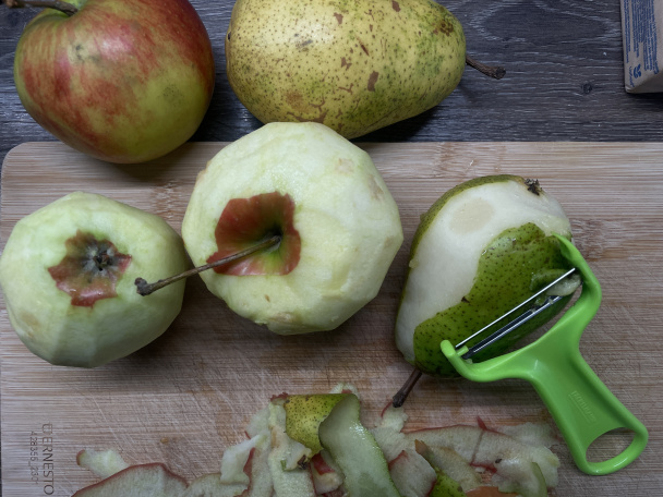 Jablkovo-hruškový crumble po brniansky (fotorecept) - obrázok 1