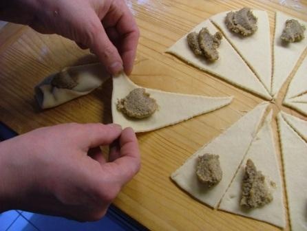 Kysnuté orechové rožteky - obrázok 4