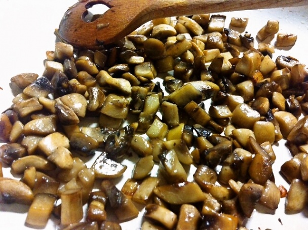 Cukina plnená šampiňónovým bulguritom - obrázok 1