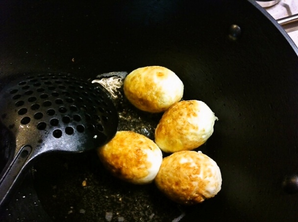 Opekané vajcia na sladkokyslo - obrázok 1