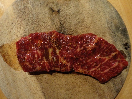 Šťavnatý hovädzí steak z mramorovej roštenky - obrázok 1