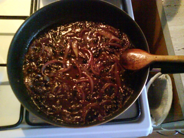 Bravčové rolky s čučoriedkovou omáčkou (fotorecept) - obrázok 6