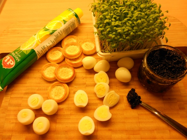 Prepeličie vajcia s kaviárom - obrázok 1