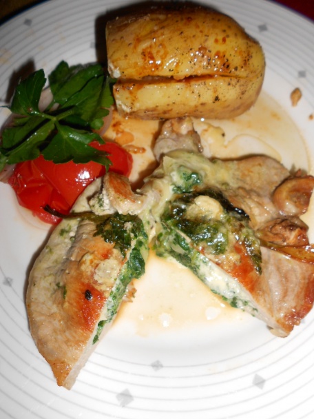 Bravčové karé plnené gorgonzolou a špenátom - obrázok 9