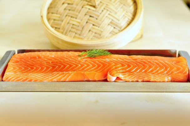 Lososové karbonátky s kaviárom a kôprovým Crème fraîche - obrázok 1