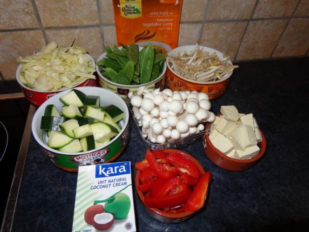 Moje indonézske vegetariánske curry (fotorecept) - obrázok 1