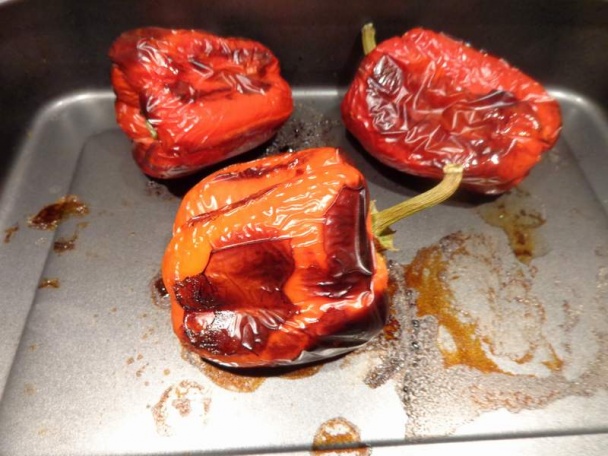 Muhammara - libanonská nátierka z pečenej papriky a orechov - obrázok 2