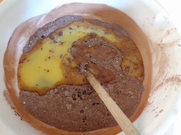 Čokoládové muffiny plnené lemon curdom - obrázok 4