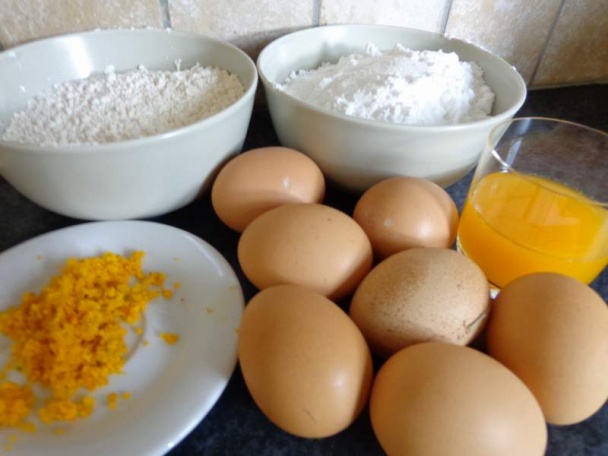 Piškótový koláč s pomarančovou príchuťou na spôsob portugalského Pão de ló - obrázok 1