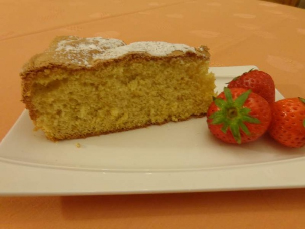 Piškótový koláč s pomarančovou príchuťou na spôsob portugalského Pão de ló - obrázok 10