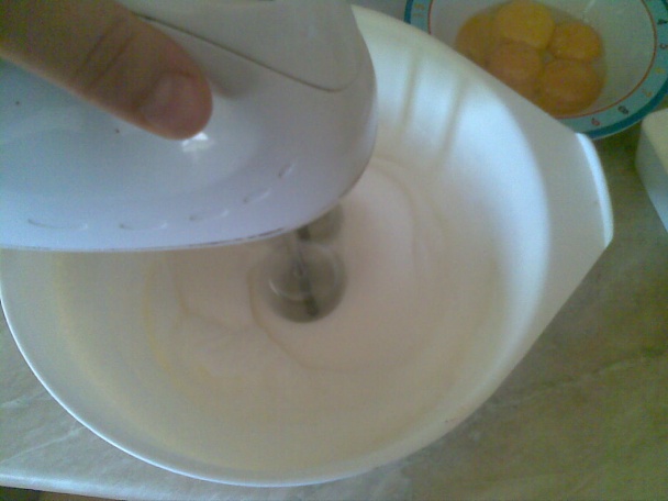 Orechový koláč s karamelom (fotorecept) - obrázok 1