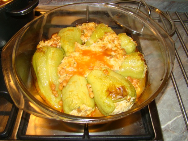 Zapečená plnená paprika s čili fazuľou a mletým mäsom - obrázok 2