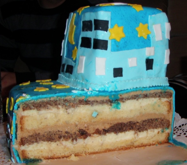 Torta Spiderman s karamelovo-vanilkovým krémom (fotorecept) - obrázok 13