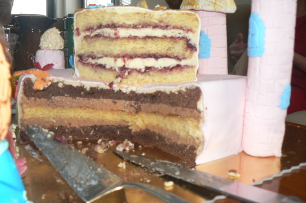 Čokoládovo-kokosová torta zámok (fotorecept) - obrázok 16
