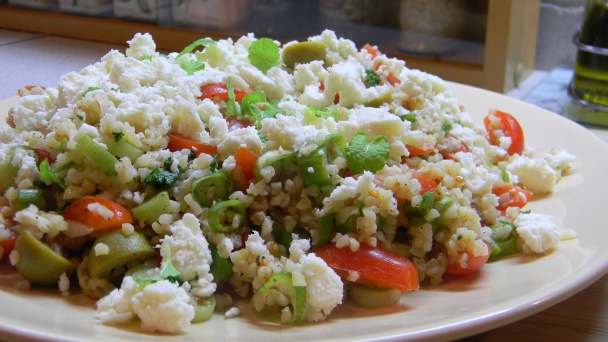 Osviežujúci bulgurový šalát - obrázok 4