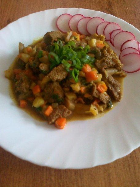 Hovädzie zadné s hlivou a kari korením - obrázok 6