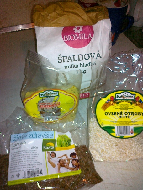 Chlebový posúch zo špaldovej múky a ovsených otrúb - obrázok 1