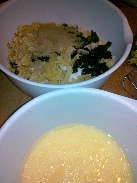 Ovsené muffiny s vlašskými orechmi, sušenými slivkami a ananásom - obrázok 2