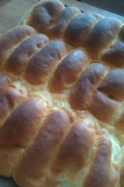 Tvarohovo-pudingové buchty a jablkovo-jahodový koláč s posýpkou - obrázok 5