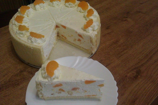 Višňovo-banánová smotanová torta (fotorecept) - obrázok 6