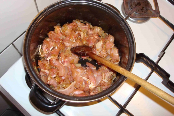 Rýchlá pochúťka z kuracích stehien (na spôsob zajaca) - obrázok 3